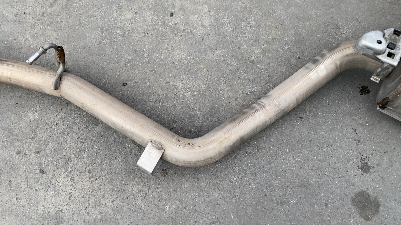 ⭕ 2014-2020 Maserati Ghibli Rear Right Side 3.0L Exhaust Muffler Pipe 670106559