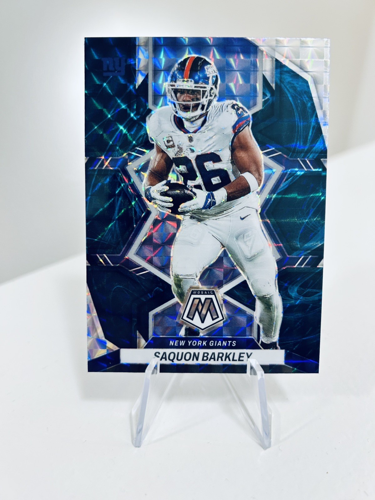 2022 Panini Mosaic Football Saquon Barkley Genesis Prizm Case Hit SSP #146