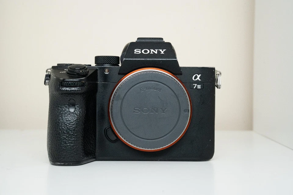 Sony Alpha 7 III, photo 1 of 5