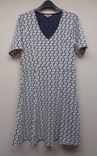 Great Plains London Dress XL Navy and White Floral Fit and Flare Short Sleeves