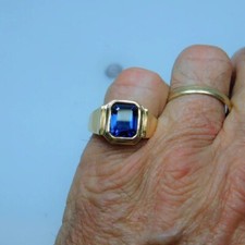 Men's 2Ct Natural Blue Sapphire Solitaire Engagement Ring in 14K Yellow Gold