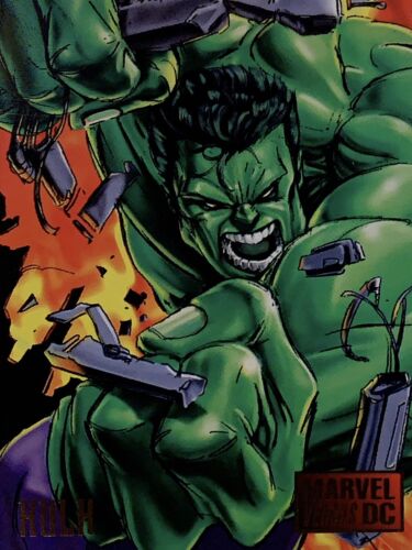 Marvel Versus DC #4 Hulk - Photo 1/2