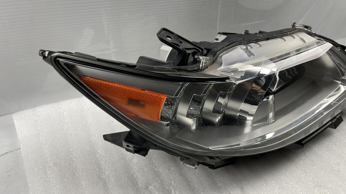 2013 2014 2015 Lexus ES350 ES300H Xenon Passenger Side Headlight 