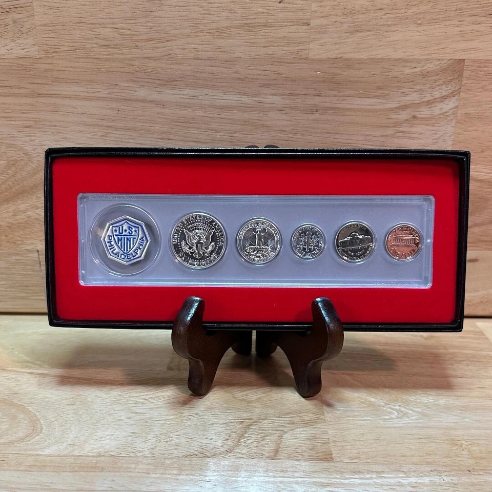 1964 Silver Proof Set, Whitman Case w/Mint Token and Box, Beautiful!!! - Image 2 of 4