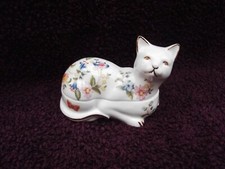 Vintage Aynsley Cottage Garden Lying Cat Animal Figurine Trinket Box, excellent.
