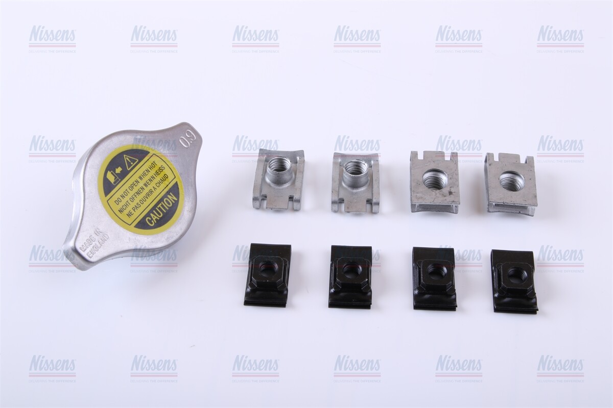 Radiateur de liquide de refroidissement Nissens 64598A pour TOYOTA