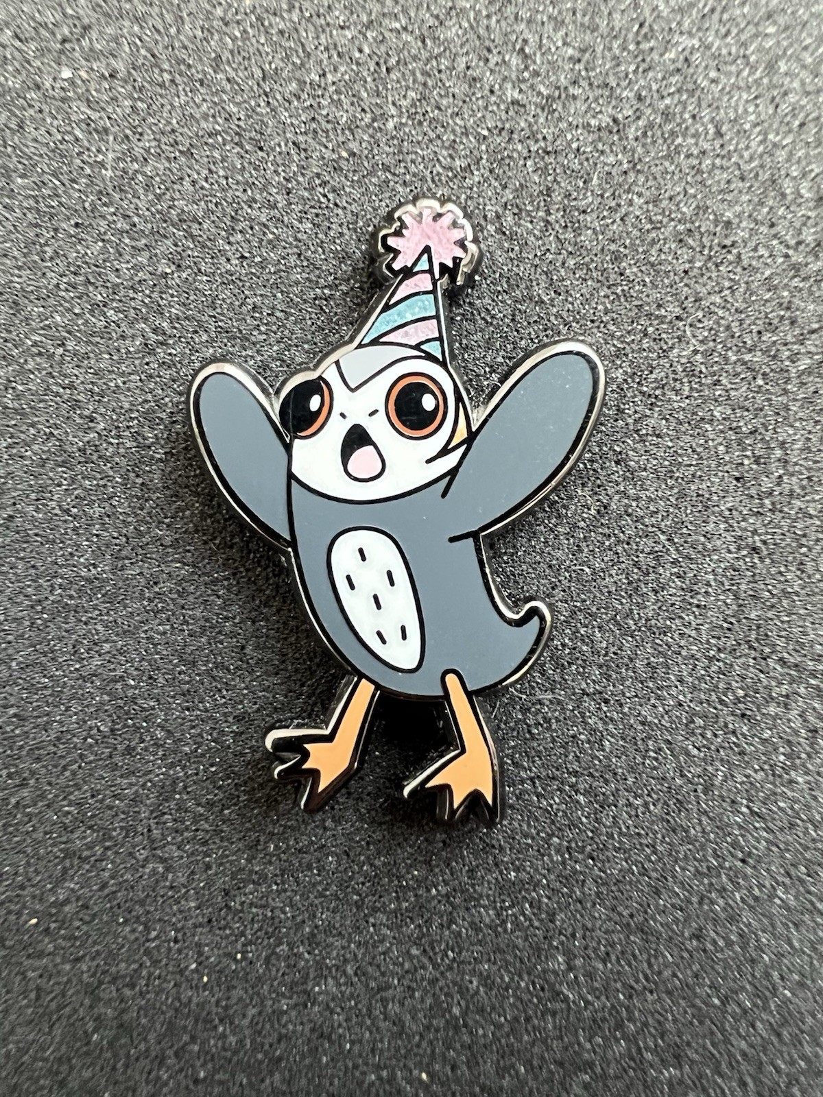 Disney FANTASY Pin - Star Wars - Porg Birthday Mini Pin