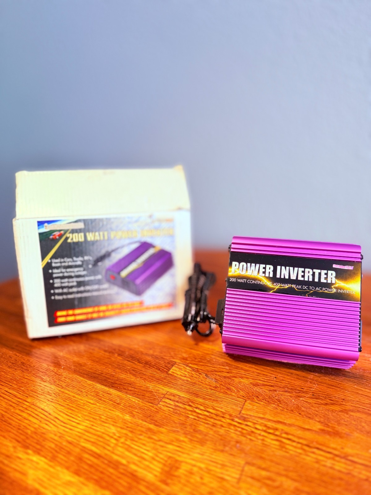 New Car Power Inverter 200 watt continuous power with 400 watt