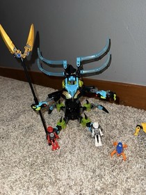 LEGO HERO FACTORY 44029 QUEEN BEAST vs FURNO, EVO & STORMER with Manual