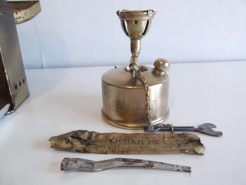 Ancien réchaud PRIMUS N°71 COMPLET clé + déboucheur de gicleur camping - Photo 3/4