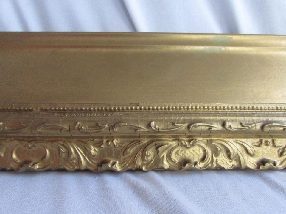 ANTIGUO MARCO BARROCO GRANDE ORNAMENTADO DORADO MADERA TALLADA 37" X 19 1/4" Foto 3 de 4