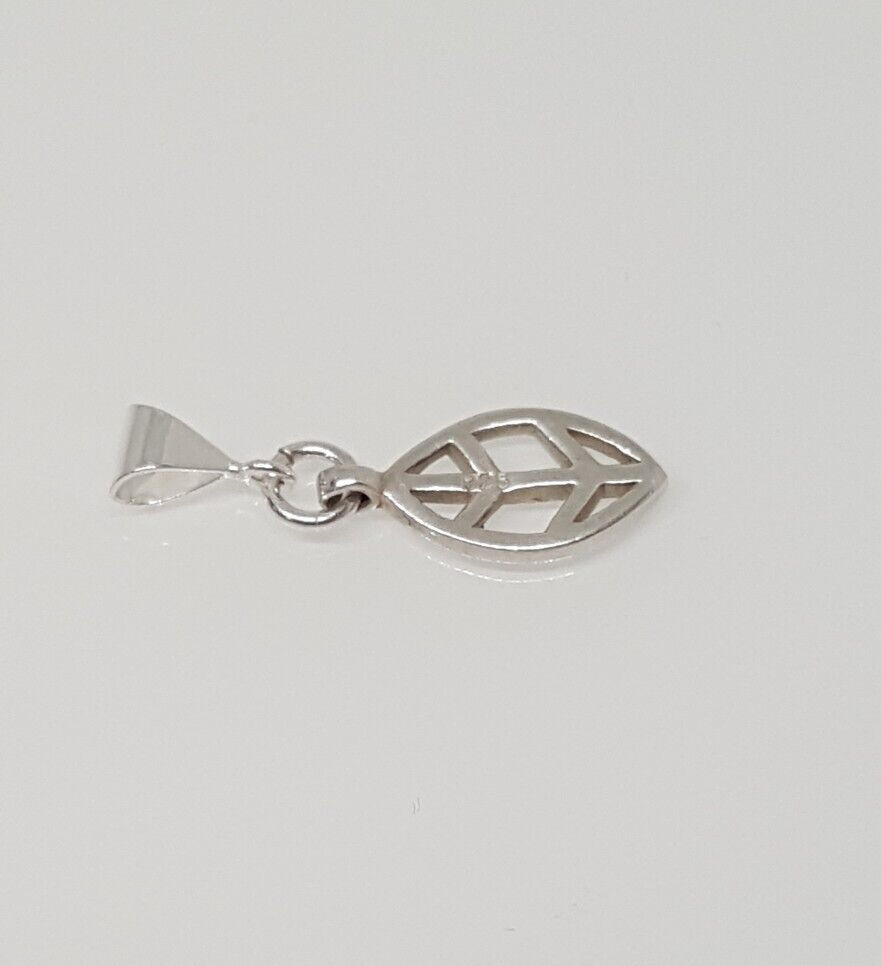 Gorgeous Solid Openwork Leaf Pendant 925 solid si… - image 16