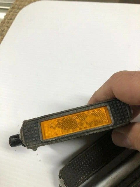  Pedales BIKE EXTRAS de colección 1/2” PARA LA MAYORÍA DE LAS BICICLETAS HECHAS EN Estados Unidos goma dura ee. uu.  Foto 2 de 4