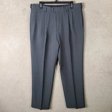 Haggar Pants Mens 36x32 Gray Classic Fit Pleated Dress Trouser Polyester