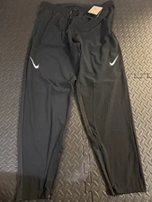 Nike Aeroswift ADV Dri-Fit Running Pants Size XL FN3361-010 NEW WITH TAGS