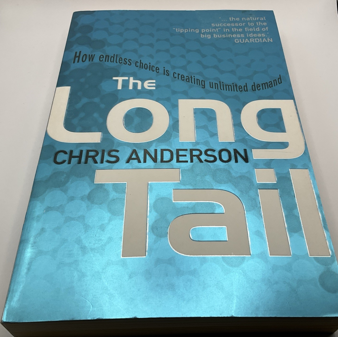 The Long Tail: How Endless Choice is Creating Unlimited Demand ,.9781844138517