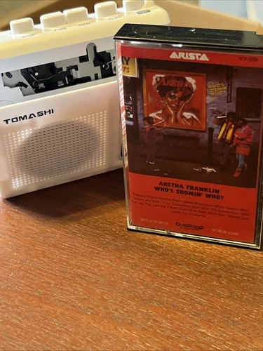 ARETHA FRANKLIN WHO'S ZOOMIN' WHO? CASSETTE TAPE Vintage Soul 1980's Tested - Picture 2 of 8