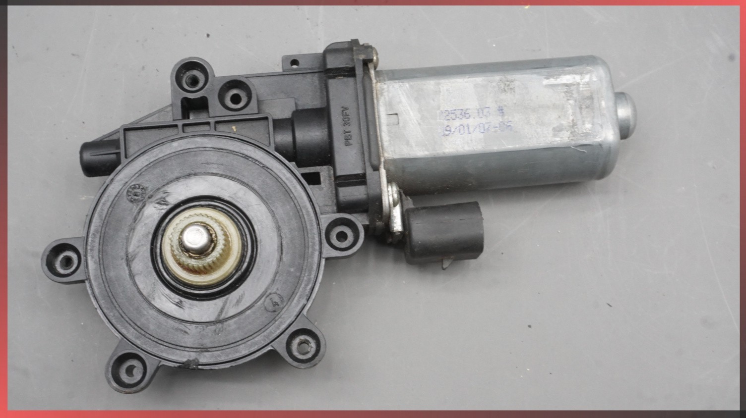 2003-2013 Maserati Quattroporte M139 Rear Left Side Window Regulator Motor OEM