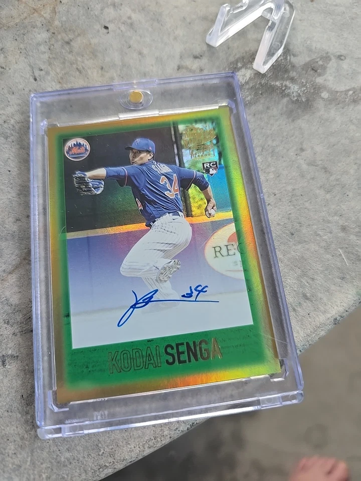 2023 Topps Archives Kodai Senga Fan Favorites Auto Gold /50 97FF-KS METS RC - Image 3 of 4