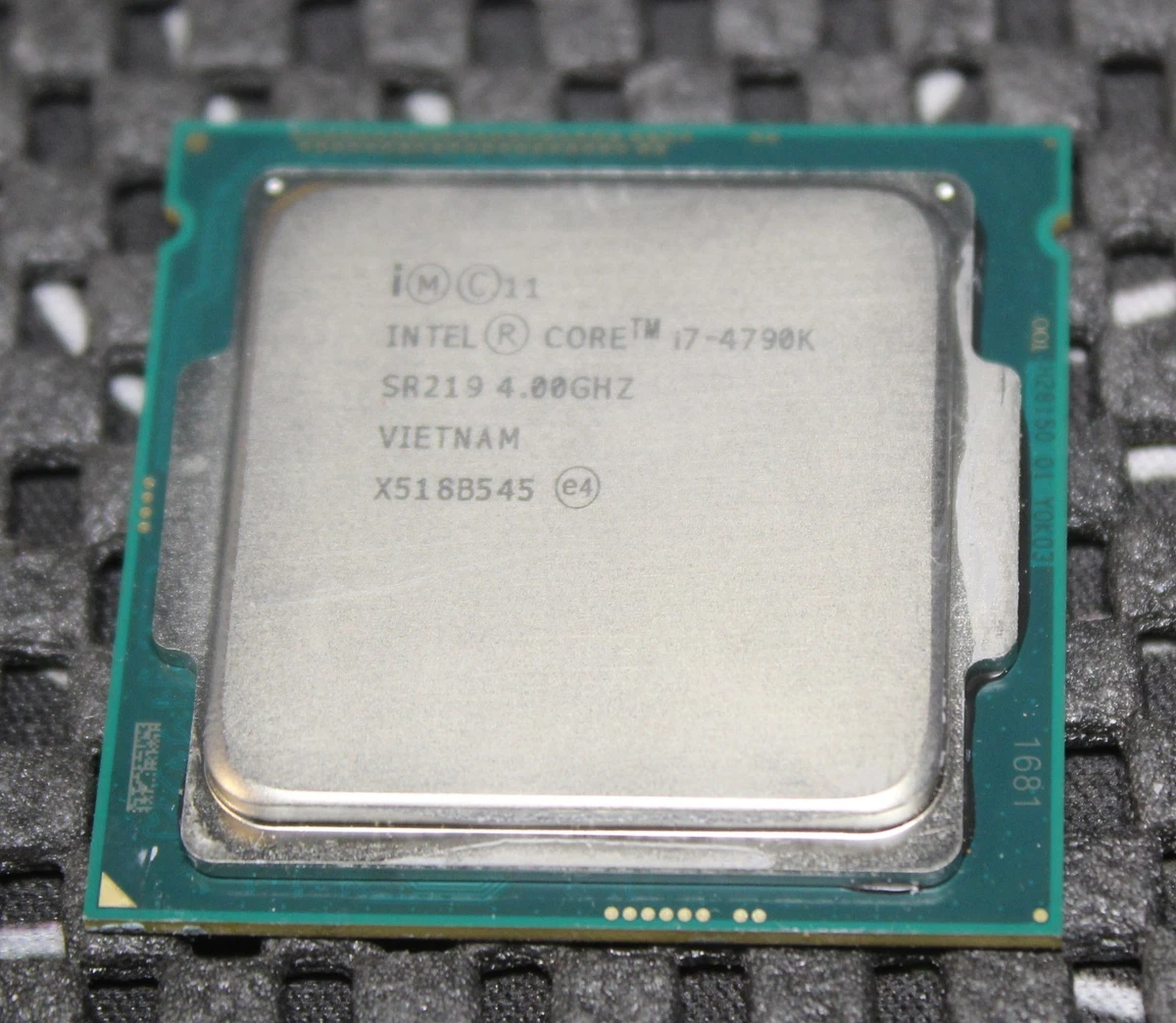 Intel Intel Core i7-4790K Processor Model LGA 1150/Socket H3