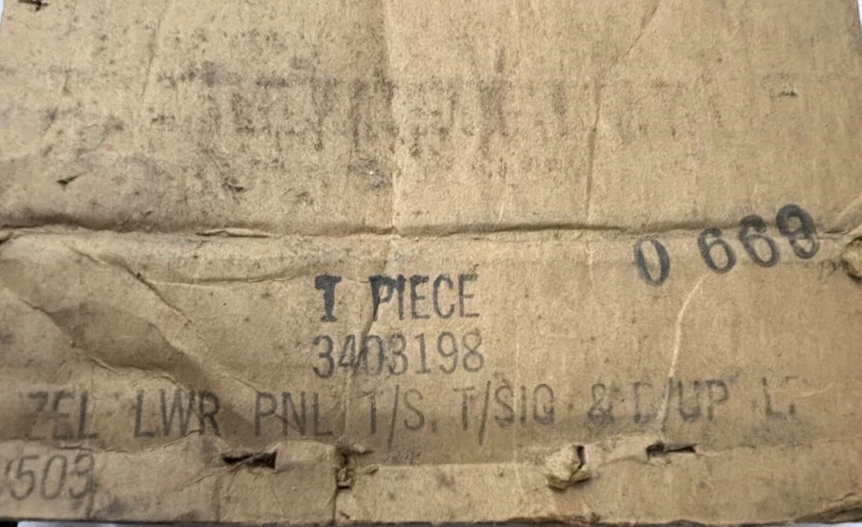 1970 Dodge Coronet Left Driver Side Taillight Lamp Bezel Cover Trim 3403198 NOS. - Image 3 of 4