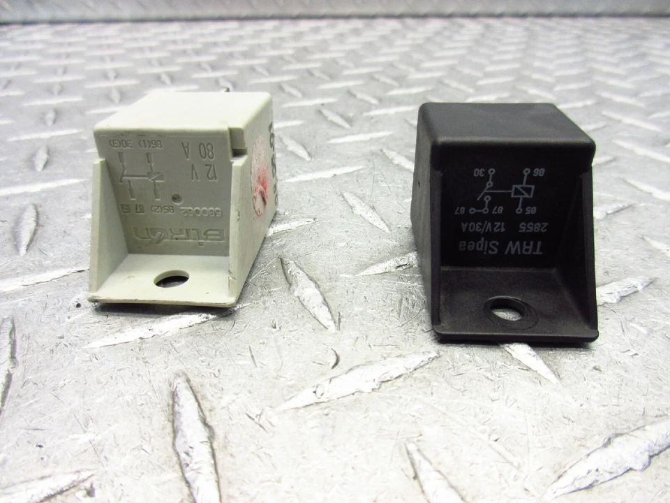 00-06 Vespa ET4 M198F 2002 relé mixto eléctrico OEM funciona Foto 2 de 4