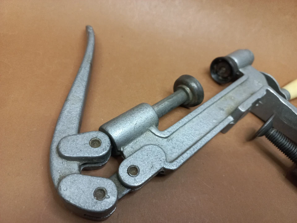 Soviet Vintage Screw for Hunting Shells 12K,USSR Reloading,Hunting Cartridge - Image 4 of 4