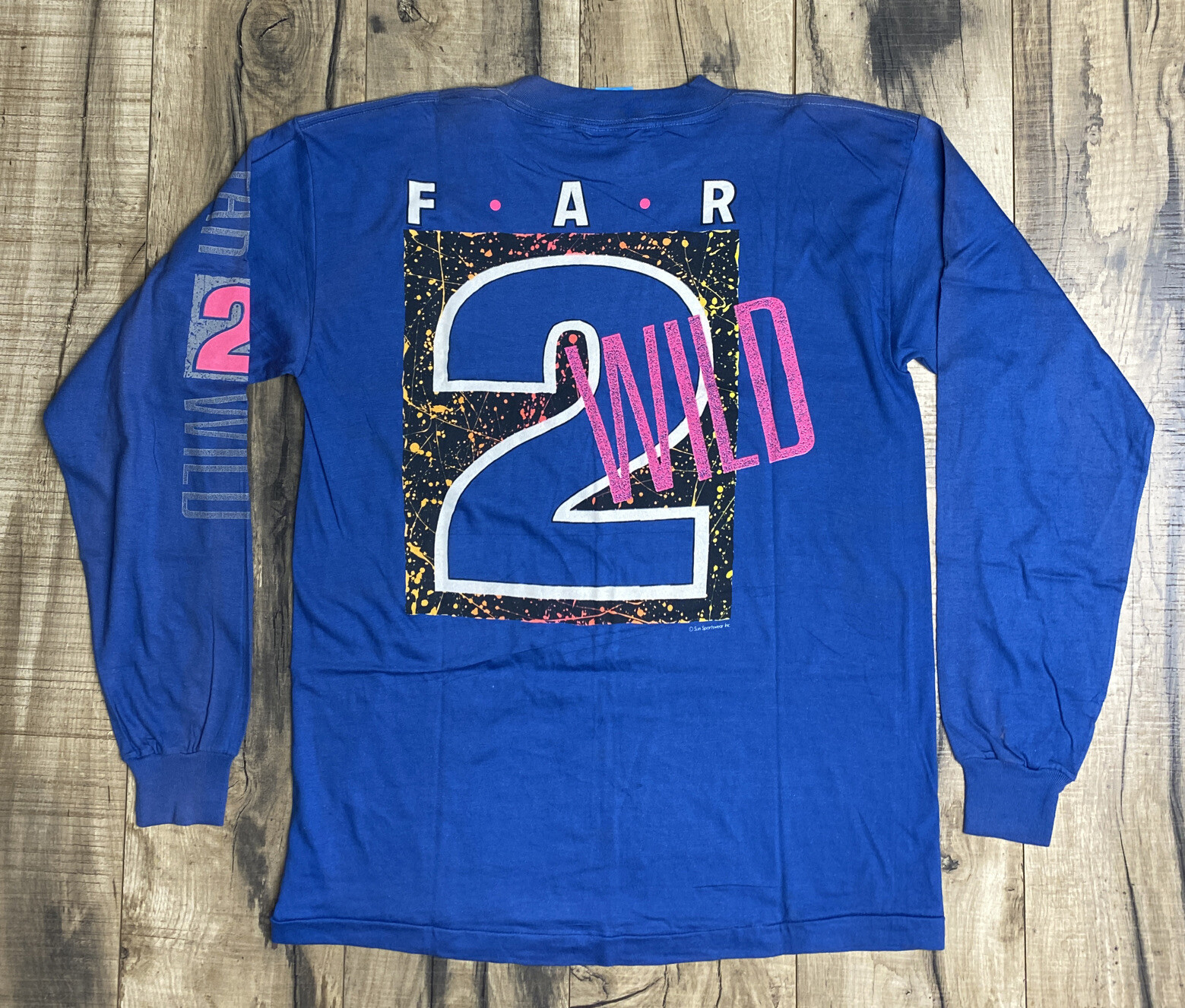 Vintage 90s Faded Single Stitch Sun Sportswear T Shirt Neon Colorful Logo surf.