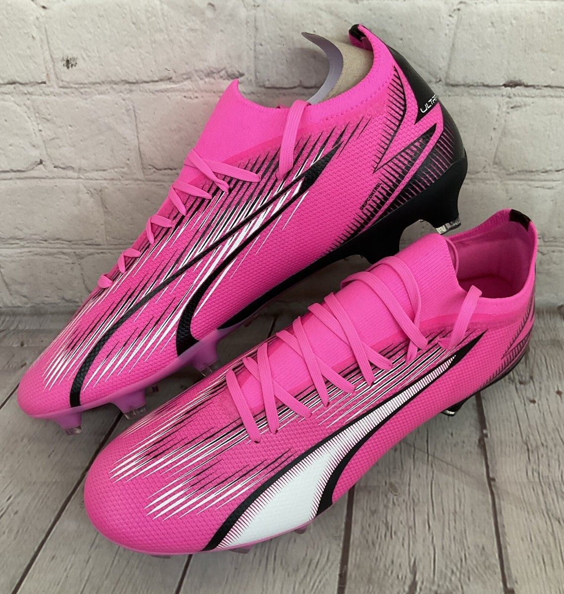 pumaさん Puma 107754 01 Ultra Match FG/AG Women's Soccer Shoes Pink White