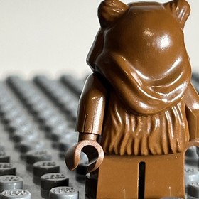 Lego Ewok Wicket Brown Hood sw0050 from set 7139 Star Wars Minifig Minifigure 2Q