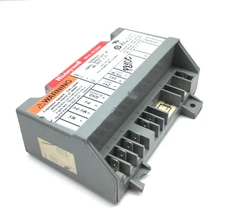 Honeywell S8600H1006 Ignition Control 100% Shutoff * cosmetic damage* used P810C