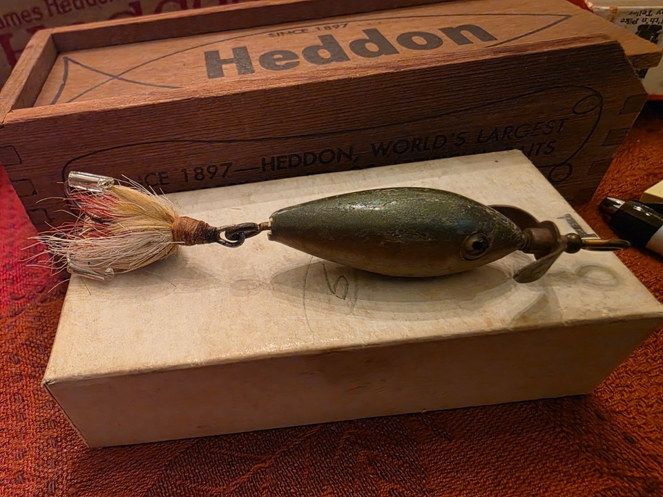Heddon Dowagyac Minnow 100 authentique avec boîte en bois Dowagiac Wood