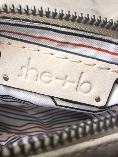 She+Lo Next Chapter Clutch -Cream - Awesome Condition - Picture 2 of 8