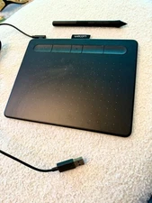 Wacom Intuos Small Bluetooth Graphics Drawing Tablet