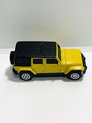 2017 MAISTO 2015 JEEP WRANGLER UNLIMITED YELLOW 1:64 DIECAST SUV W/ BLACK TOP