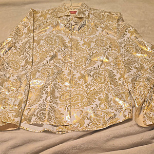 Consequence Women/Men S Button-Up Shirt White/Gold Paisley Long Sleeve Collared