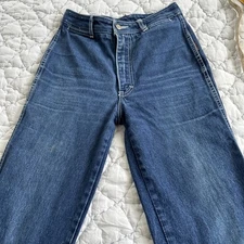 Jordache Jeans Women's, size 31L,  straight leg, no stretch, very style 1980's  