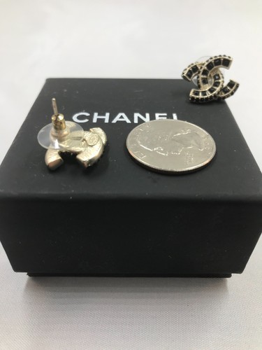 Chanel CC logo shape metal with Black crystal pierced earing Black Tone - 第 12/21 張圖片