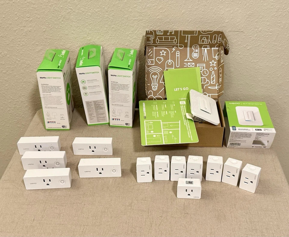 13 mini enchufes inteligentes WeMo, 3 interruptores inteligentes, 1 atenuador inteligente. Alexa, Google, etc. Foto 2 de 4