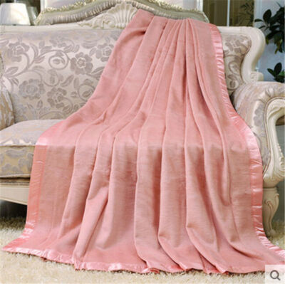Luxury Soft Mulberry Silk Blanket Allergy Shield Premium Soft Throws Winter Gift