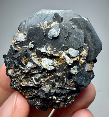 209 Carats Full & Well Terminated Top Quality Hematite & Sagenite Crystals Bunch