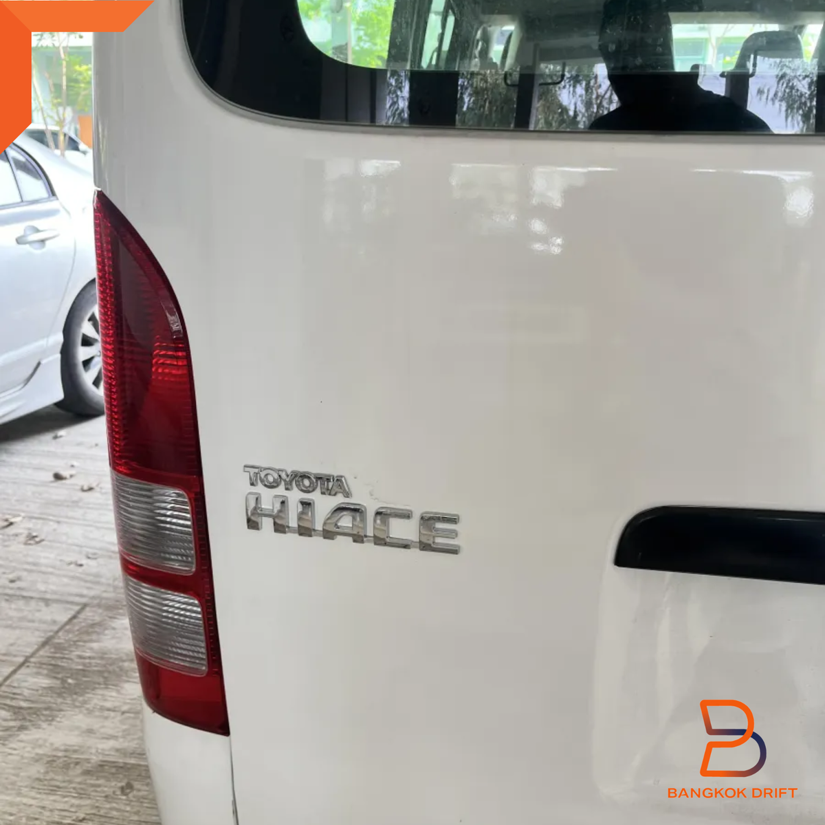 HIACE Chrome Rear Tailgate Badge Emblem Logo Trim FIT Toyota