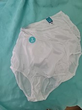 3 Pair of Vanity Fair Women's Perfectly Yours Lace Nouveau Nylon Lace Sz 6 White