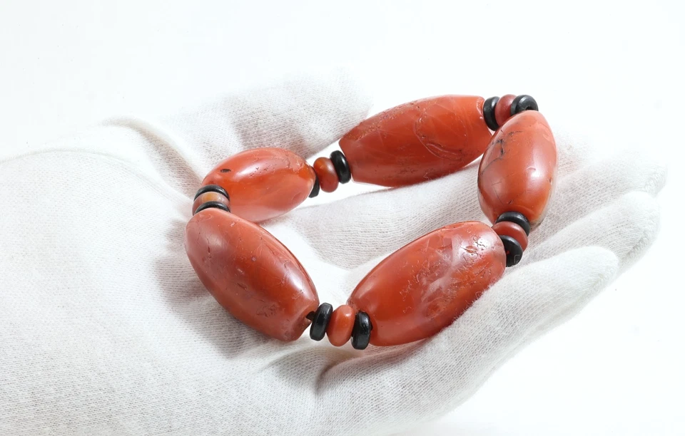 Antiguo Brazalete Cornalina China Tibetana Pema Raka Milenio Amuleto Antiguo Foto 3 de 4