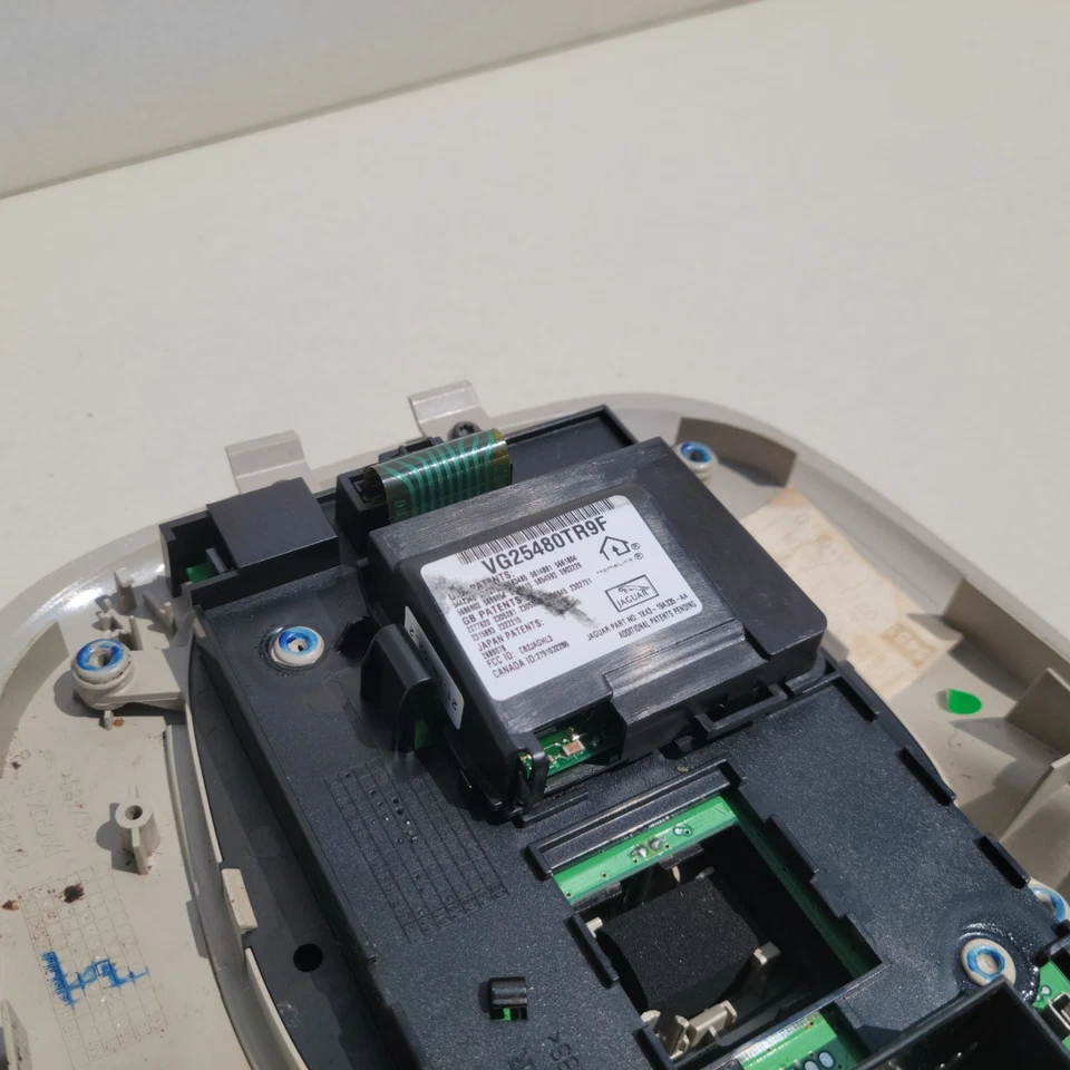 02-08 Conjunto de lámpara de luz domo central Jaguar X-Type X400 beige 186203 Foto 3 de 4