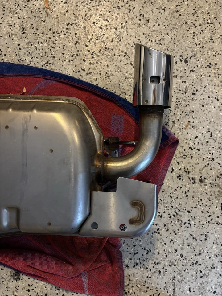 2021 - 2024 MAZDA 3 AWD 2.5L EXHAUST SYSTEM REAR MUFFLER OEM -CUT- - Image 2 of 4