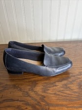 Clarks Collection Juliet Lora Loafers Shoe Womens Size 6.5 Excellent Condition