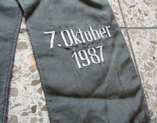 Fahnenschleife für Truppenfahne der Kampfgruppen Verleihung am 7. Oktober 1987
