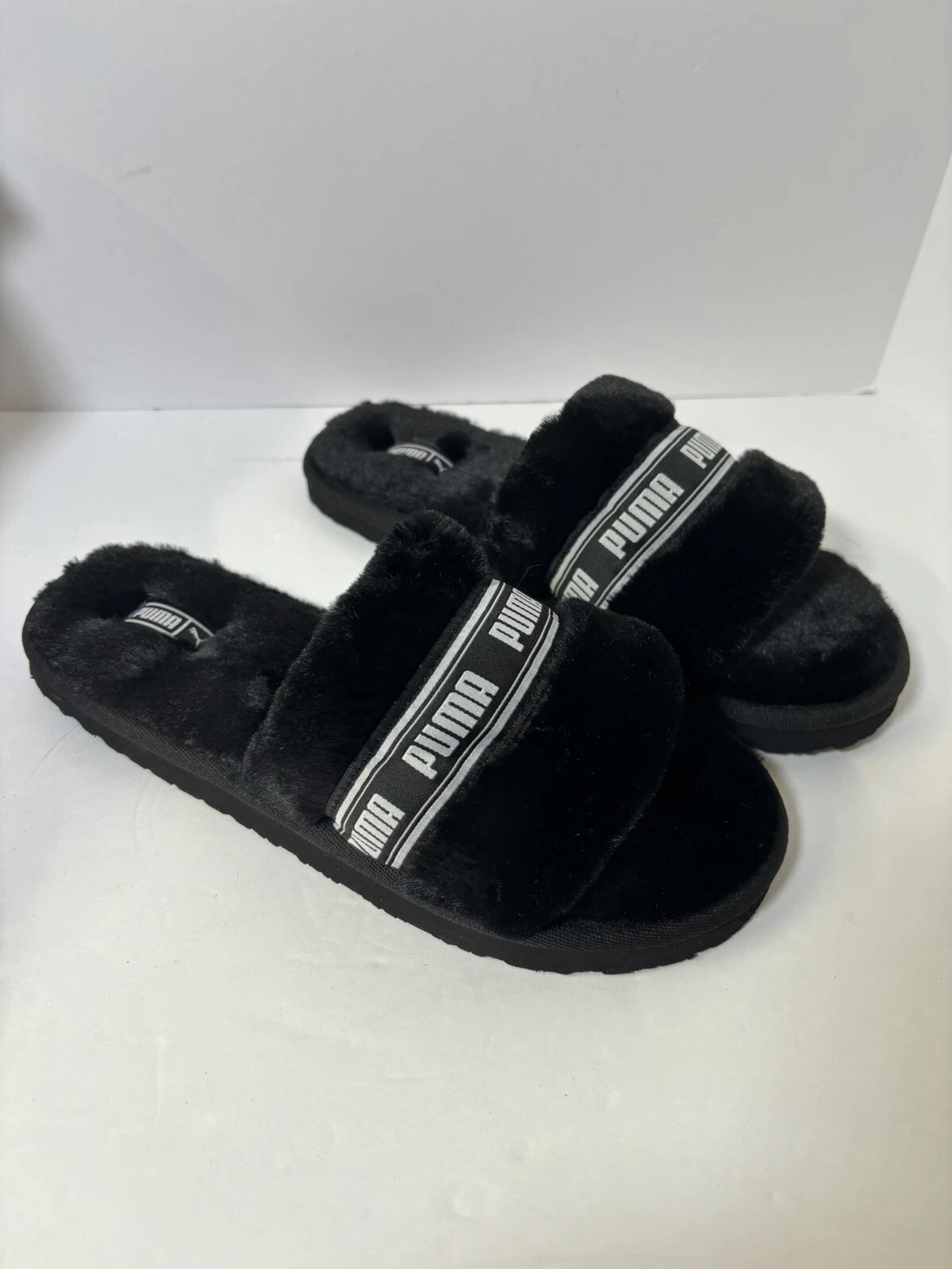 Sandali casual neri Puma Fluff Bx Slide giovani ragazze 38534401 taglia 6C nuovi con scatola