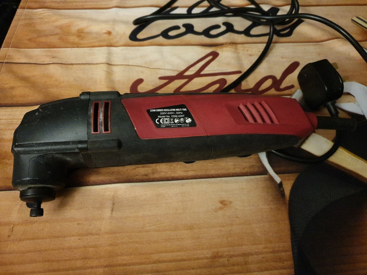 Power Corded Oscillating Multi Tool Hi Spec DT30301 220W TOOL ONLY n1